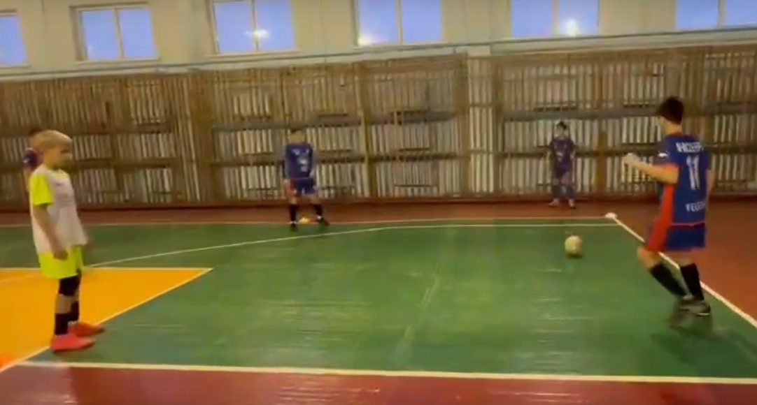 «Футбольная карусель» средняя группа⚽.